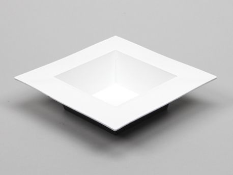 PLATEAU PLASTIQUE_BLANC_20x20cm_223337